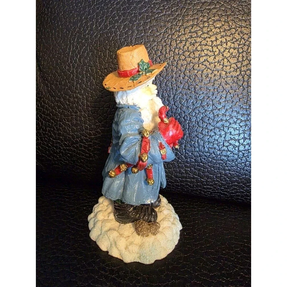 Santa Claus Holiday Workshop Figurine Straw Hat Candy Cane Christmas Resin 5